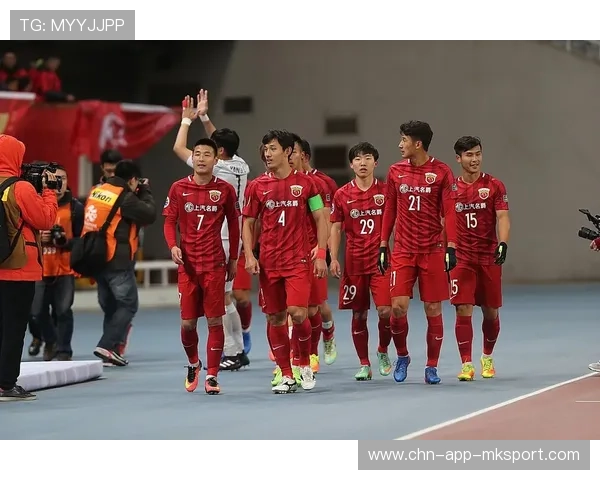 上港王朝的教练智慧：谁才是真正幕后英雄？